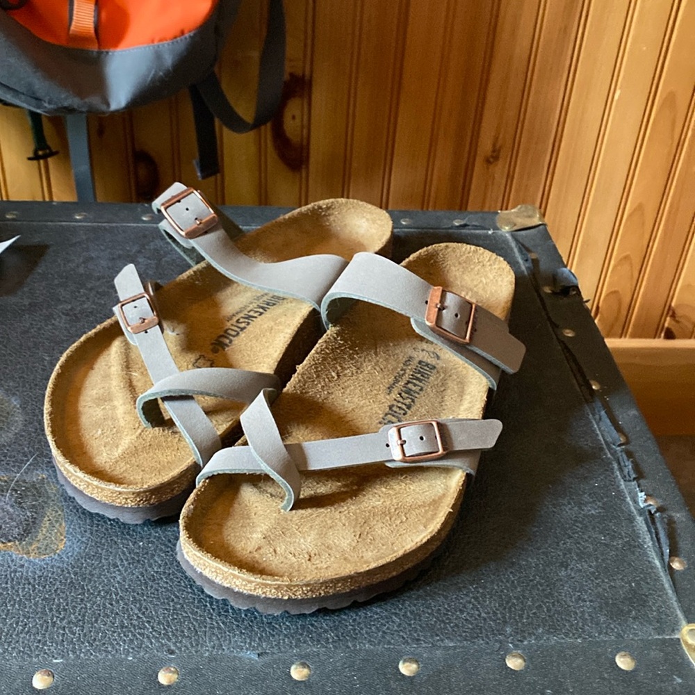 Birkenstock. Mayari